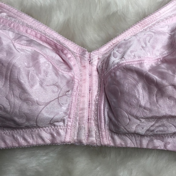 Simply Basic Pink Front Clasp Soft Bra - Picture 2 of 7